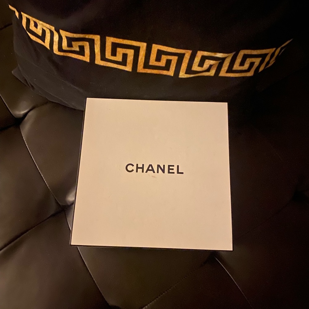 Chanel box